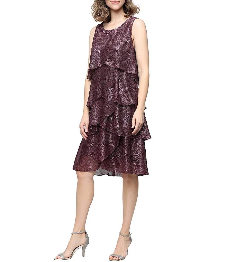 Vestido corto en capas con chaqueta