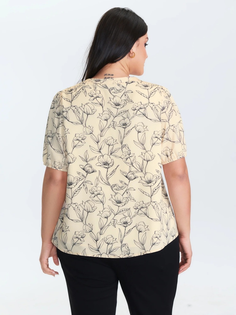 Blusa abotonada con estampado floral