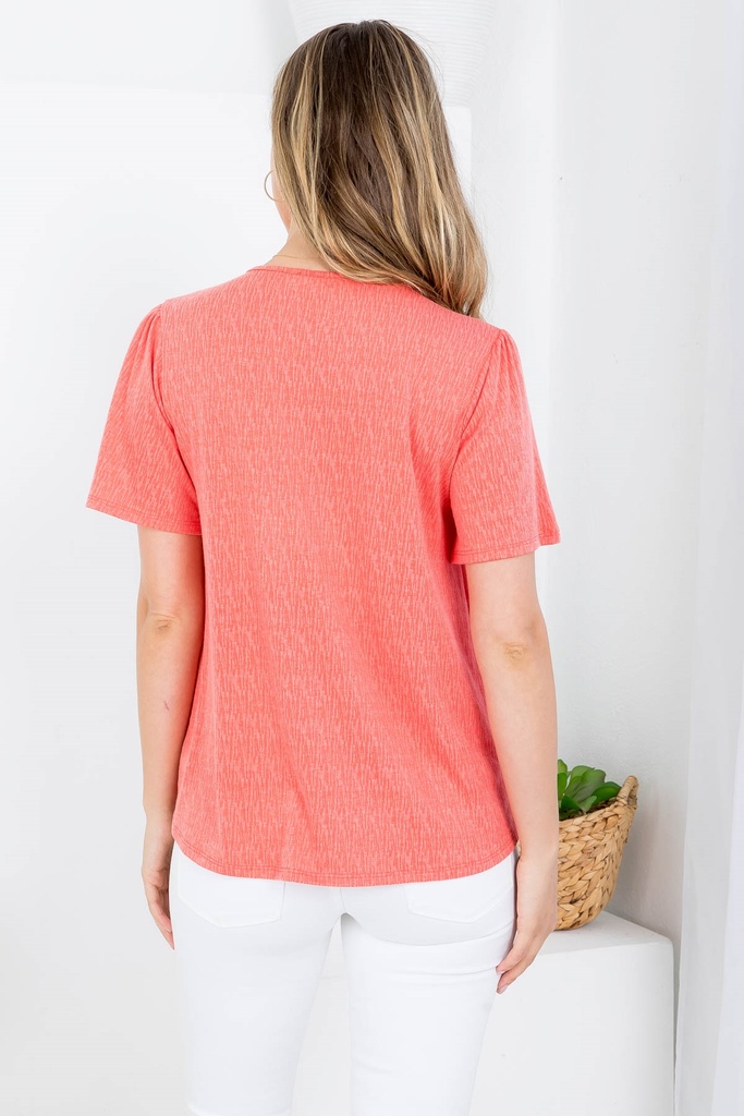 Blusa plisada con manga corta
