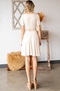 Vestido de manga corta con crochet