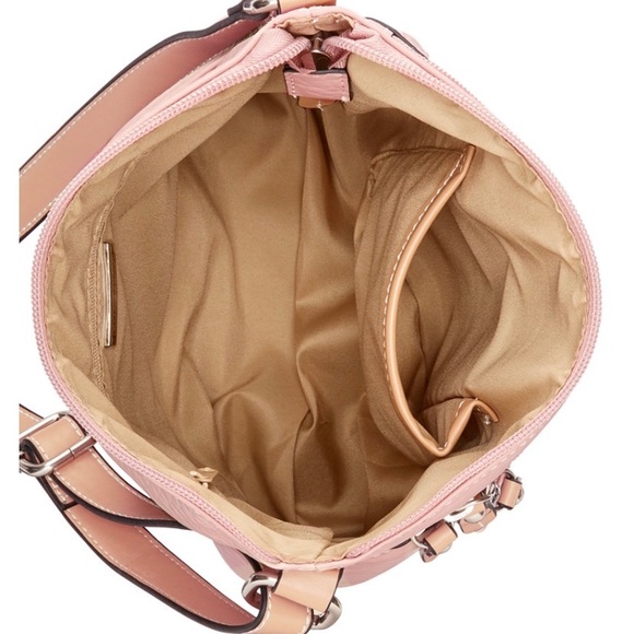Bolso Pebble Crossbody