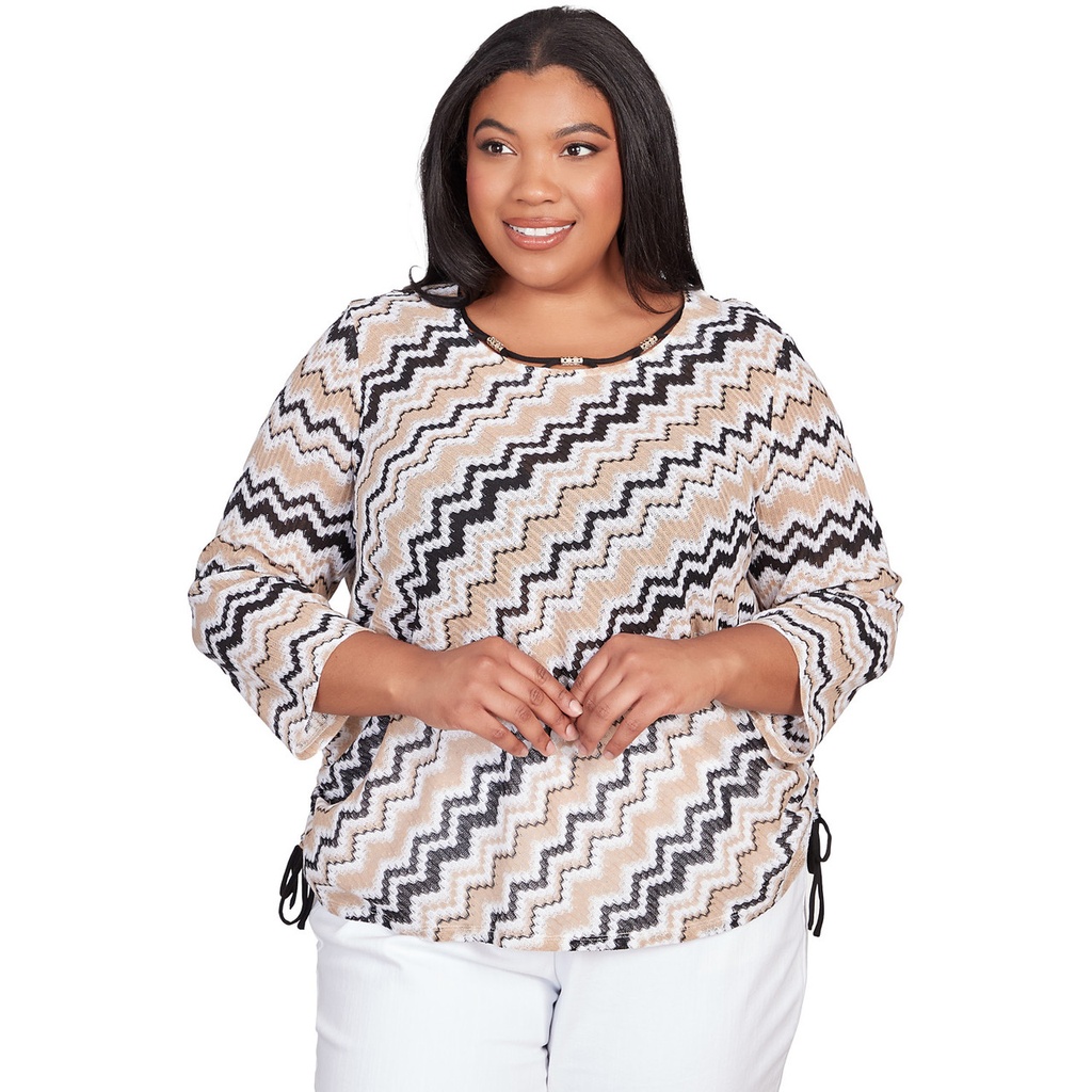 Blusa con cordón y textura diagonal