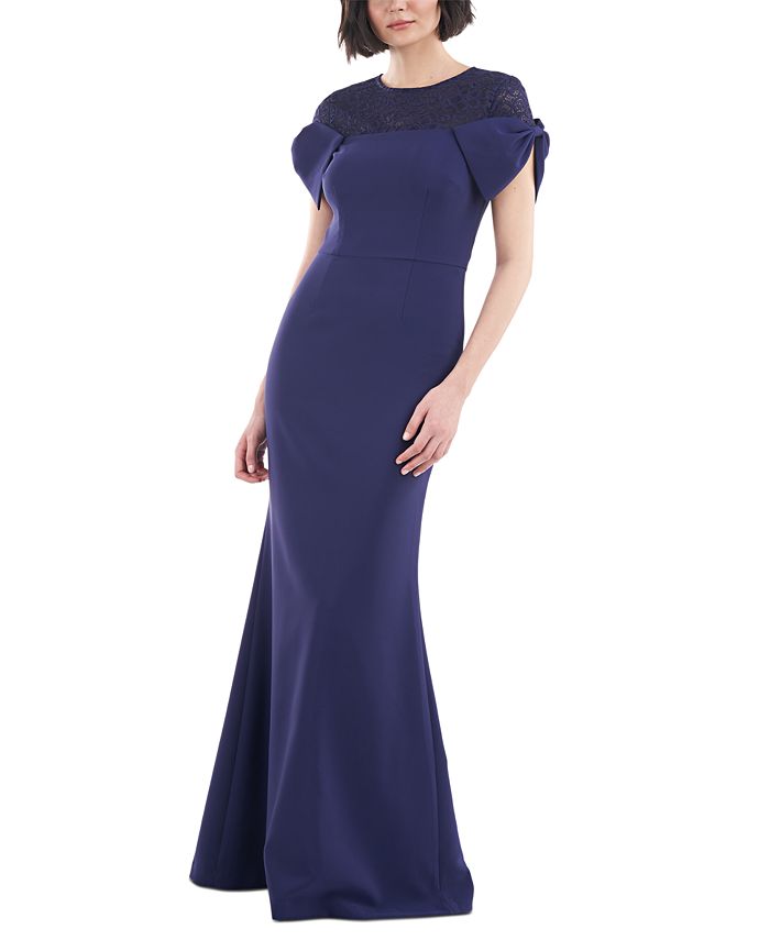 Vestido con canesú de encaje