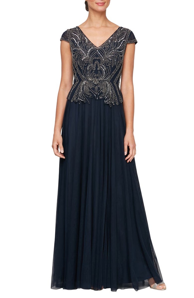 Vestido de manga corta con pedreria