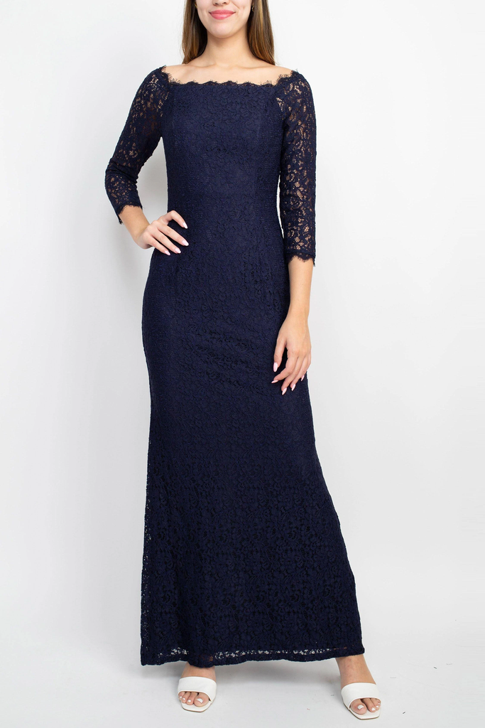 Vestido de encaje con escote festoneado