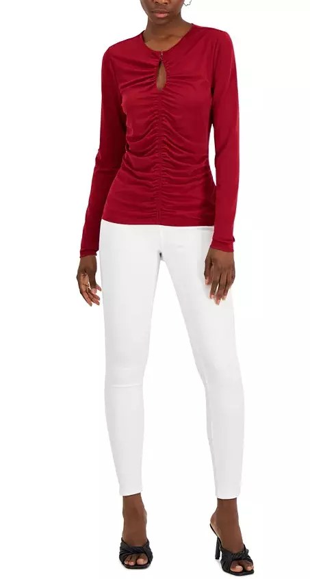 Blusa fruncida con abertura de cerradura