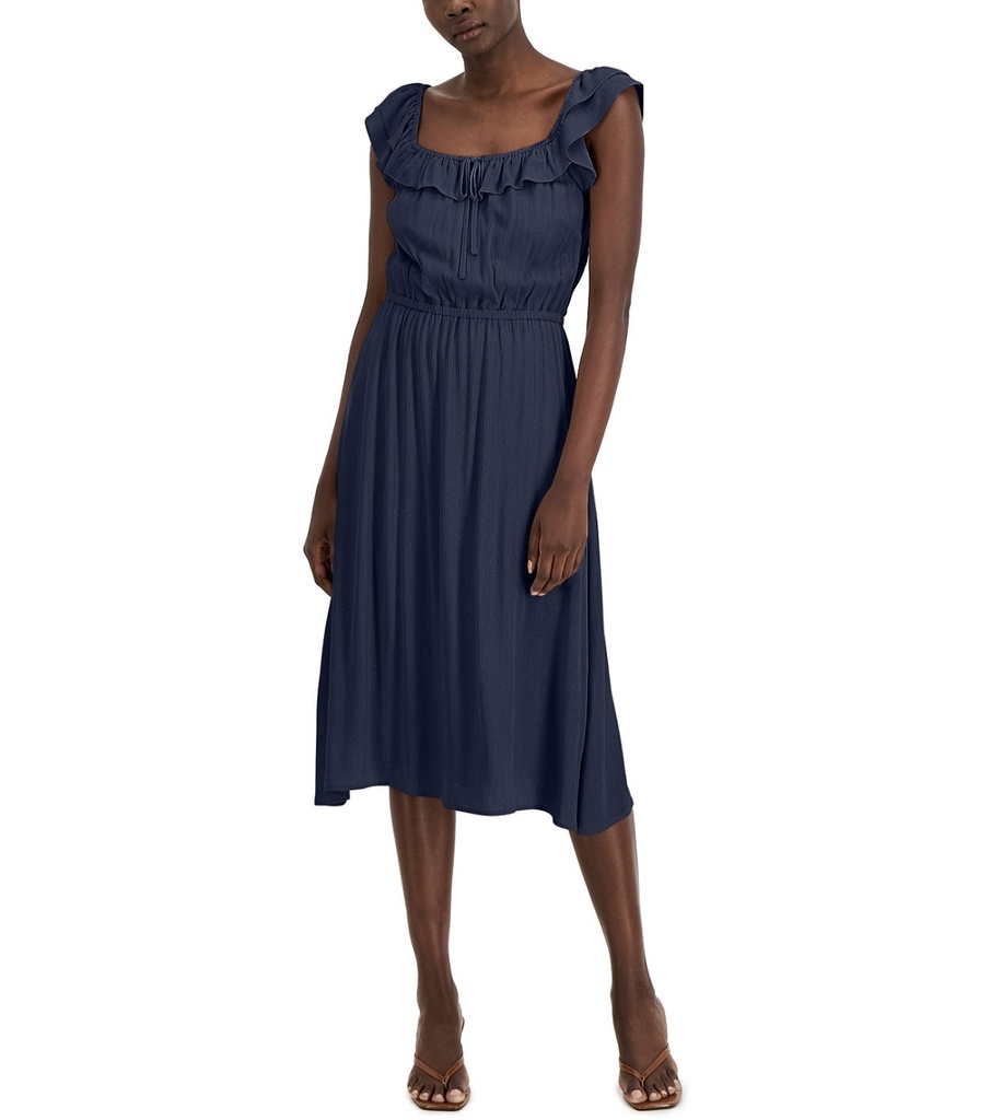 Vestido con escote de volantes