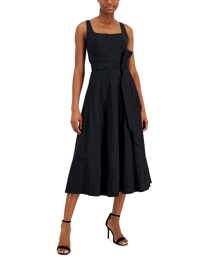 Vestido solido con escote cuadrado
