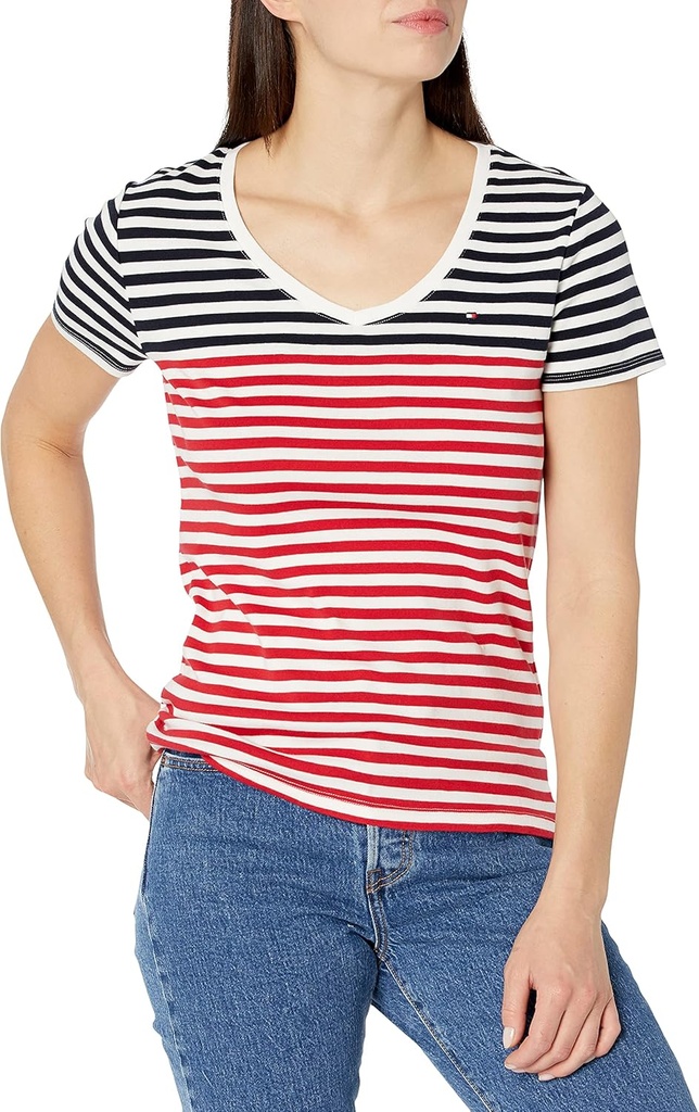 Blusa escote en v de líneas