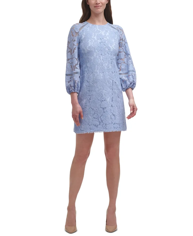 Vestido recto de encaje floral