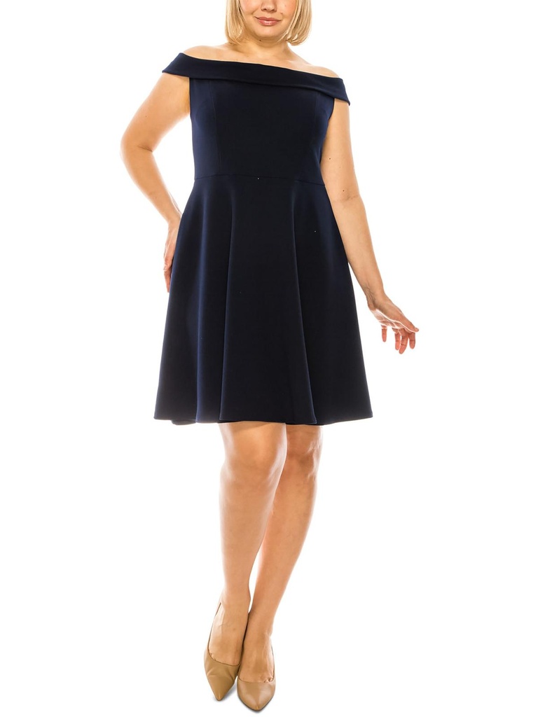 Vestido coctel de hombros descubiertos