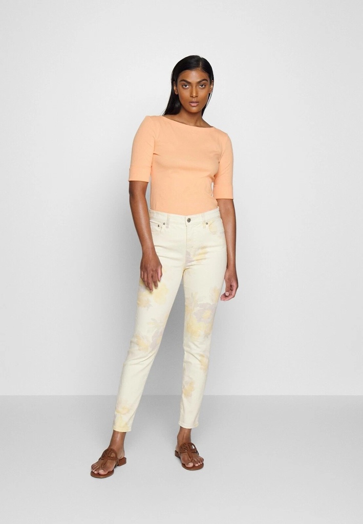 Jeans skinny con estampado floral