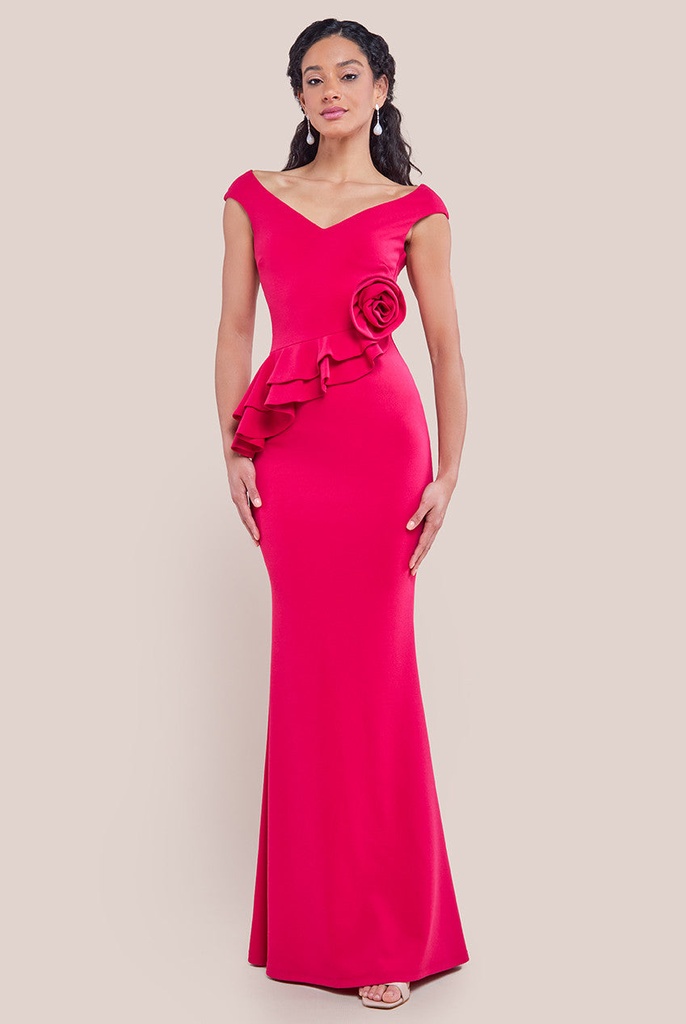 Vestido largo con volantes de rosa