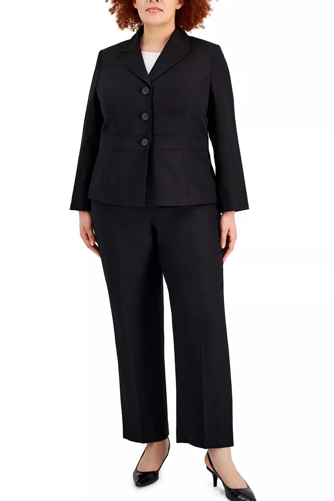 Traje sastre de pantalón y saco con simulación de cinturón