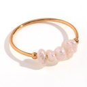 Anillo con perlas de agua dulce