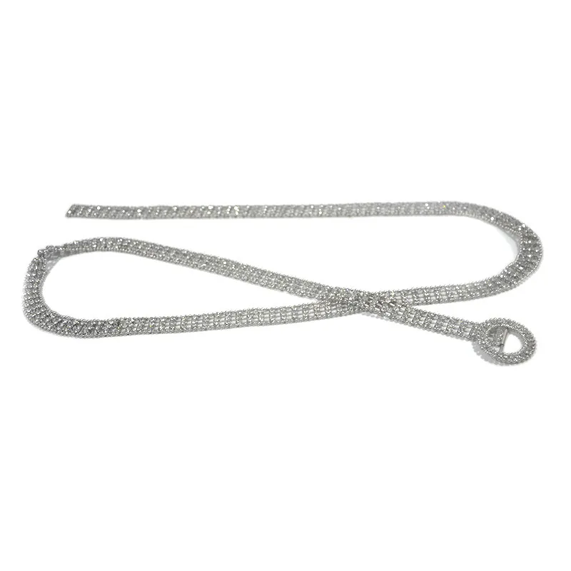 Cinturón elegante de diamantes
