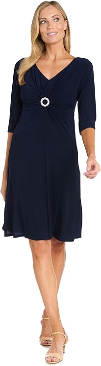 Vestido de cóctel con aro de diamantes