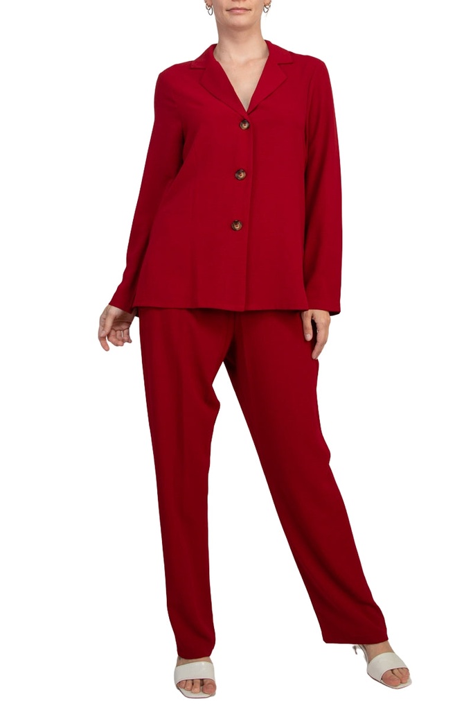 Traje liviano con pantalón y blusa