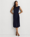 Vestido de crepé con detalle plisado