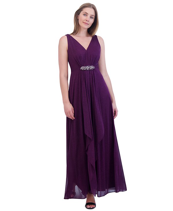 Vestido adornado con brillantina