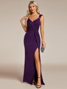Vestido con lentejuelas en los hombros