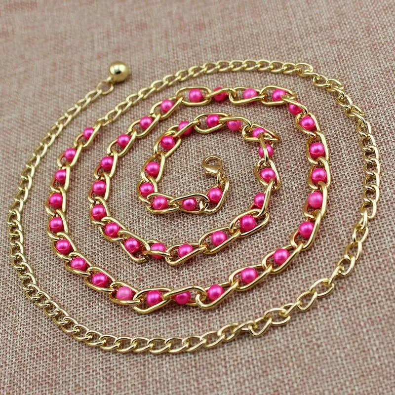 Cinturón de cadena con perlas