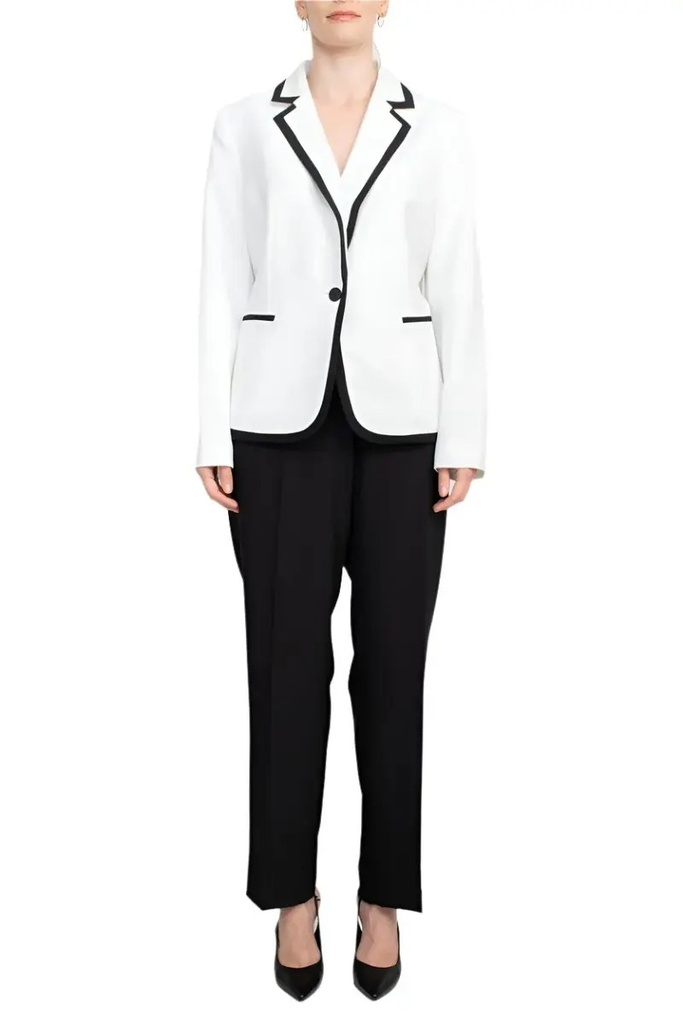 Traje de pantalón y saco de un botón