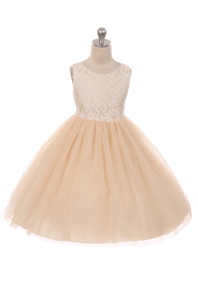 Vestido con pétalos y flores (copia)