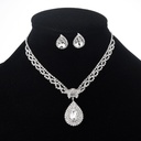 Juego de collar con aretes y pulsera (copia)