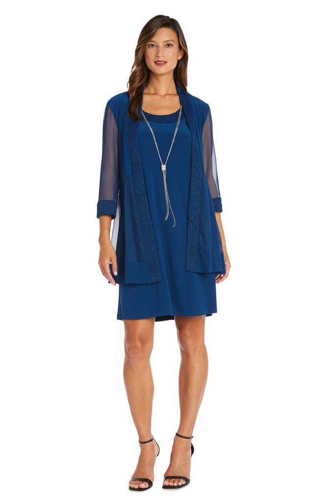 Vestido formal con chaqueta y collar