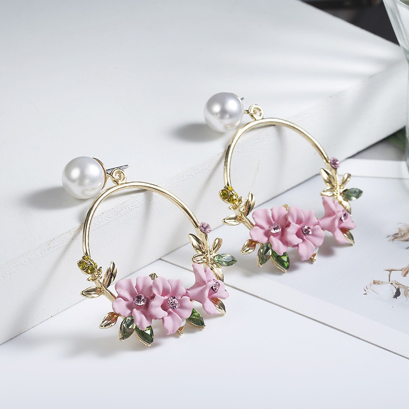 Aretes florales de cerámica