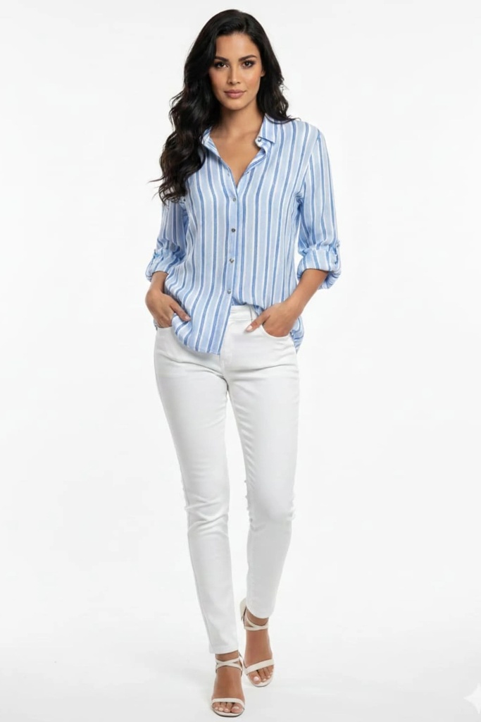 Blusa con líneas y botones de perlas (copia)