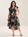 Vestido floreado con escote cruzado