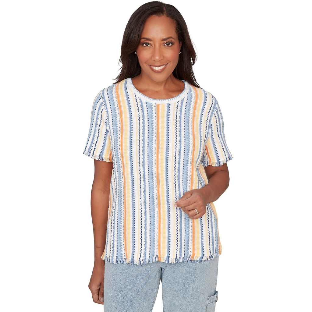 Blusa tejida con flecos discretos