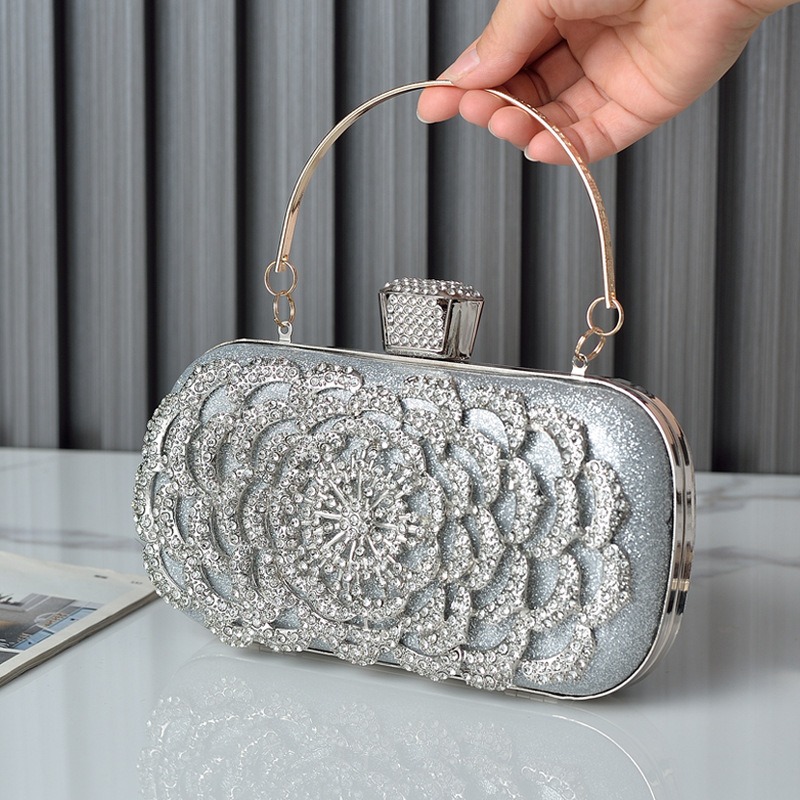 Bolso con asa y estampado floral