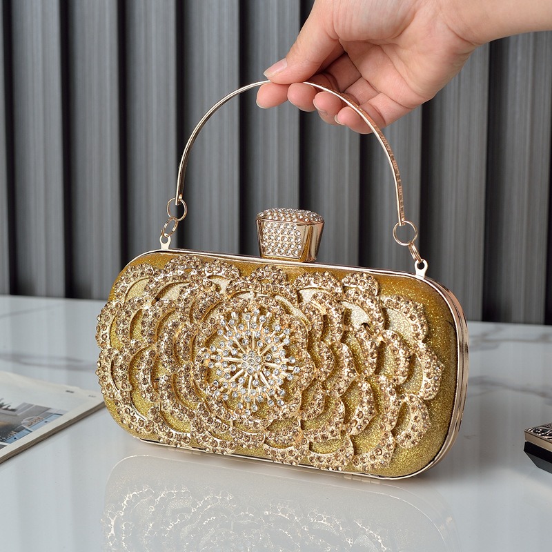 Bolso con asa y estampado floral