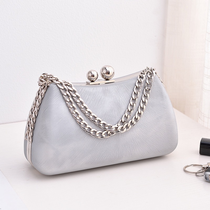 Bolso de doble correa de cadena