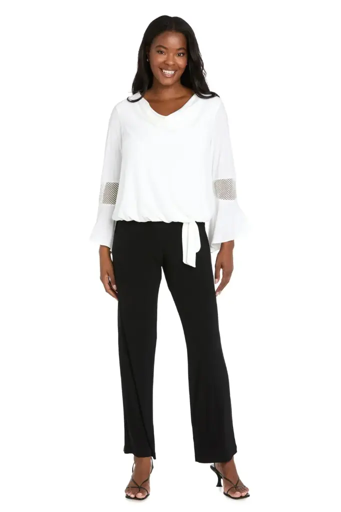 Blusa con escote trapeado 