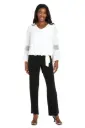 Blusa con escote trapeado 
