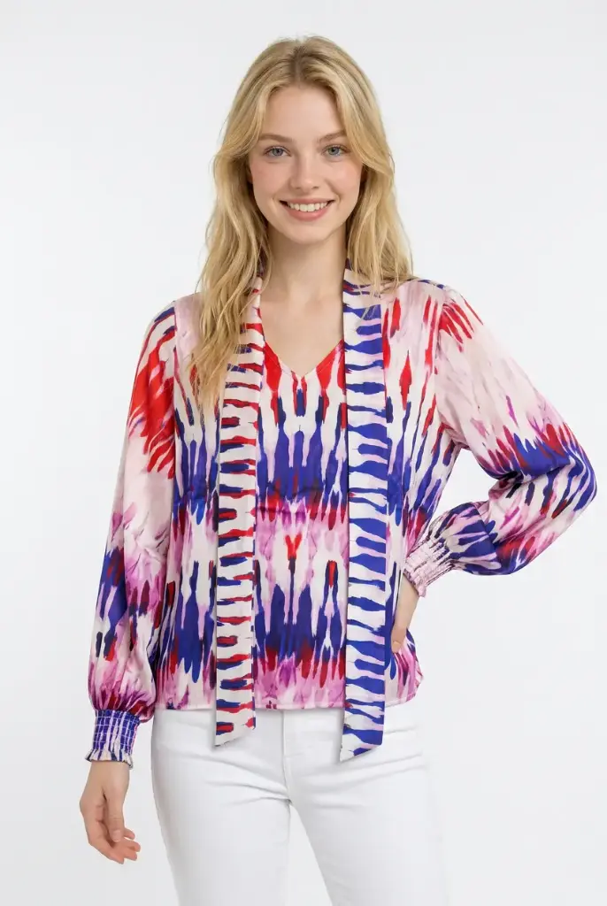 Blusa con estampado acuarela 