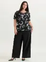 Blusa con estampado abstracto