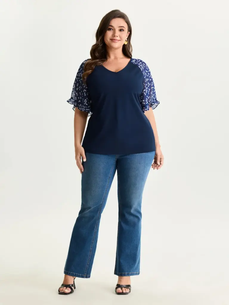 Blusa con mangas de volantes floral
