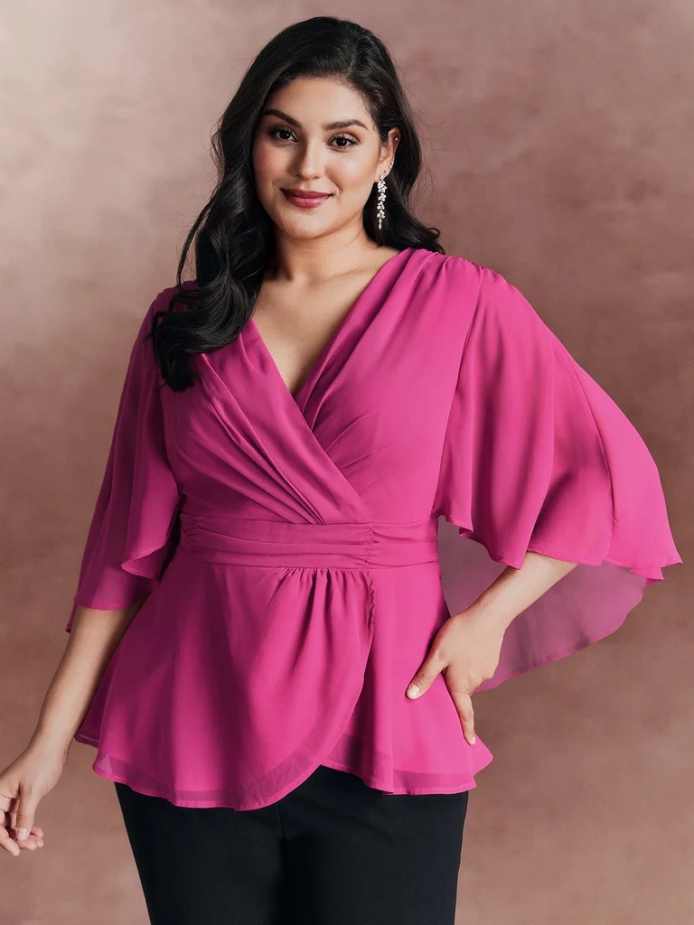 Blusa de gasa con mangas acampanadas