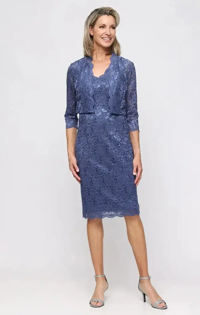 Vestido con chaqueta de encaje 
