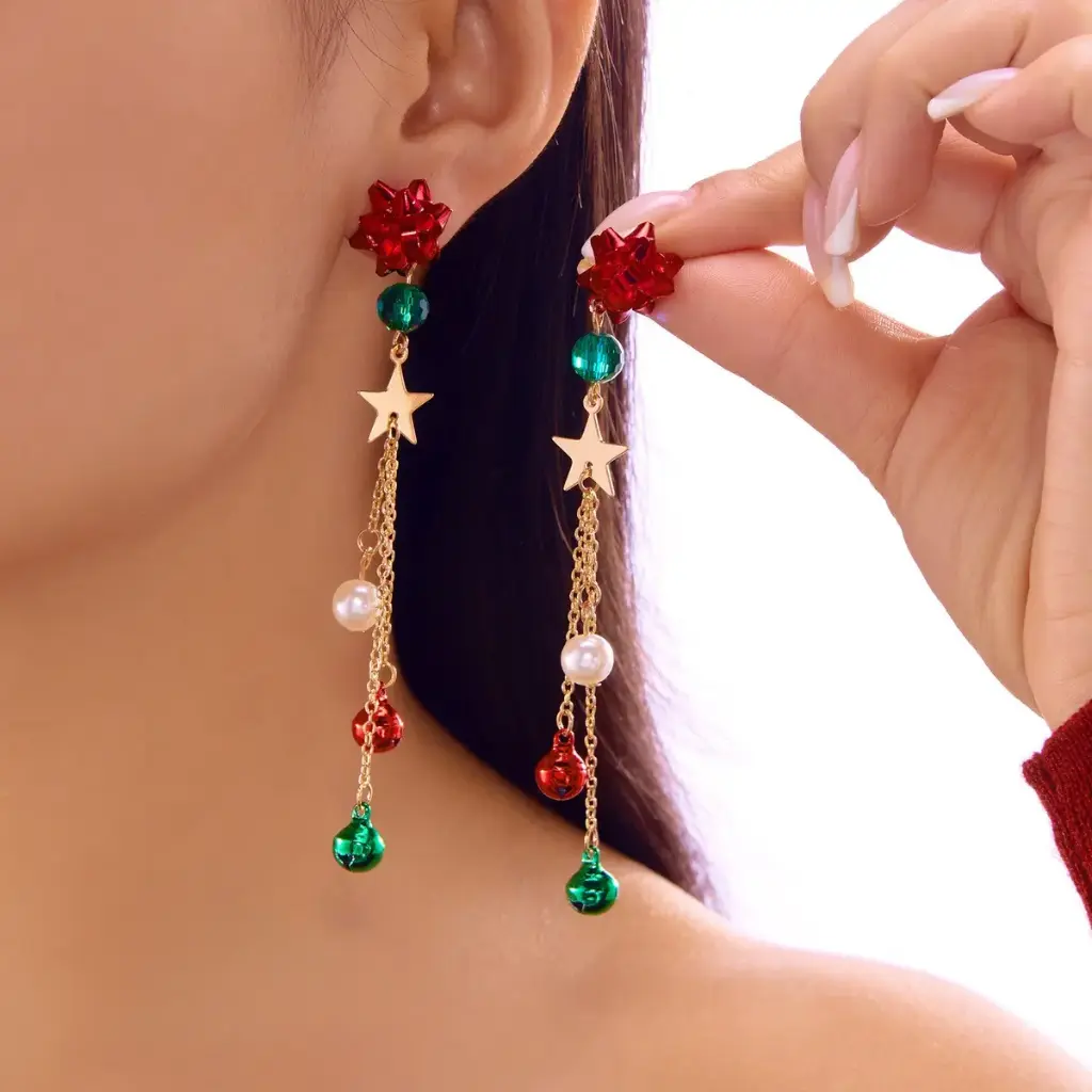 Aretes de borla con diamantes 