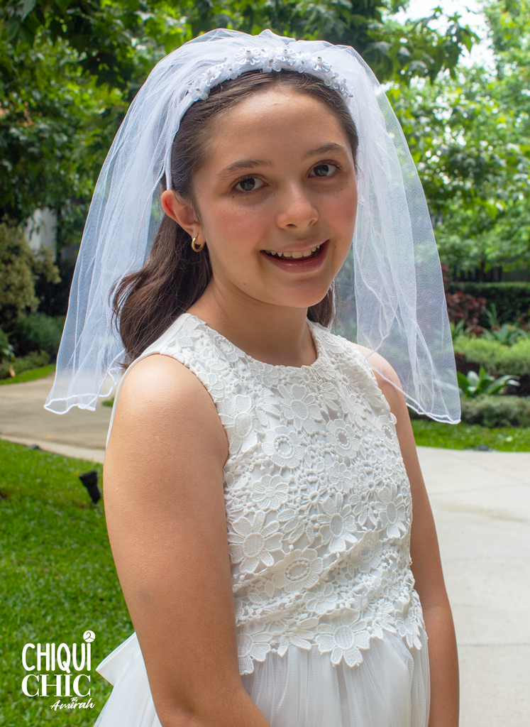 Velo en diadema con flores de organza