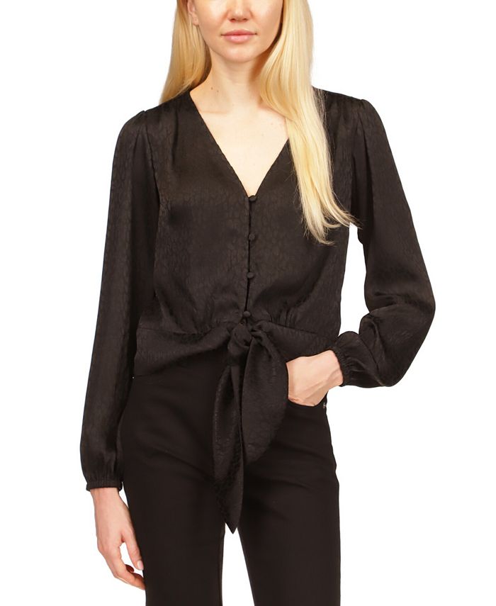 Blusa con dobladillo anudado