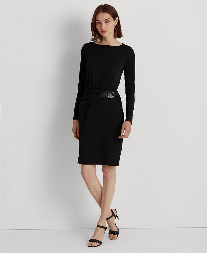Vestido elástico con ribete de hebilla