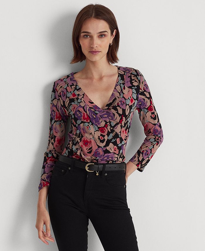 Blusa con sobrepelliz floral