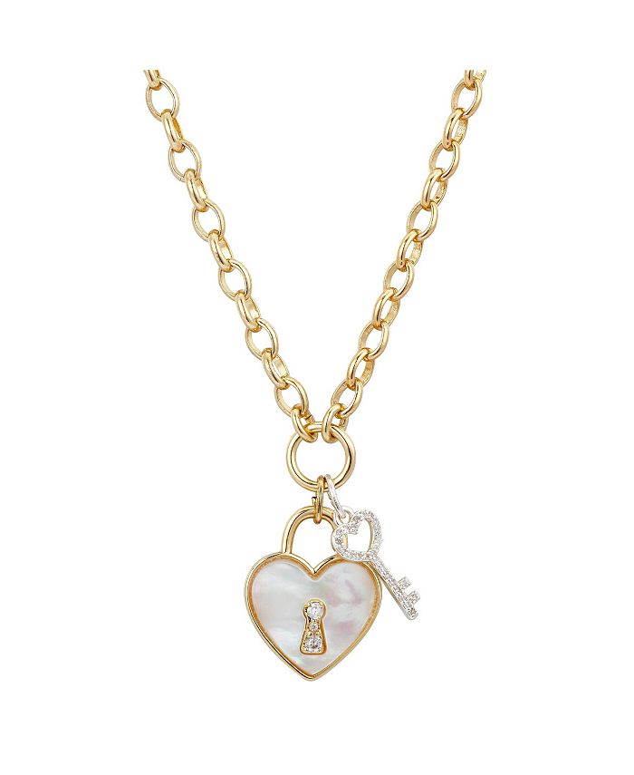 Collar con llave de circonita cúbica